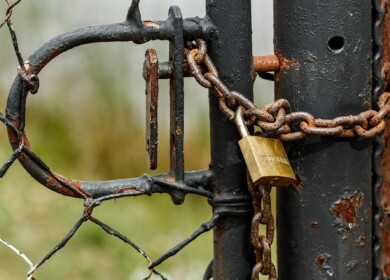 Azomures suspends operations due to high gas prices