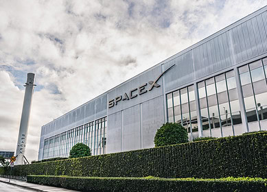 John Deere announces strategic partnership with SpaceX