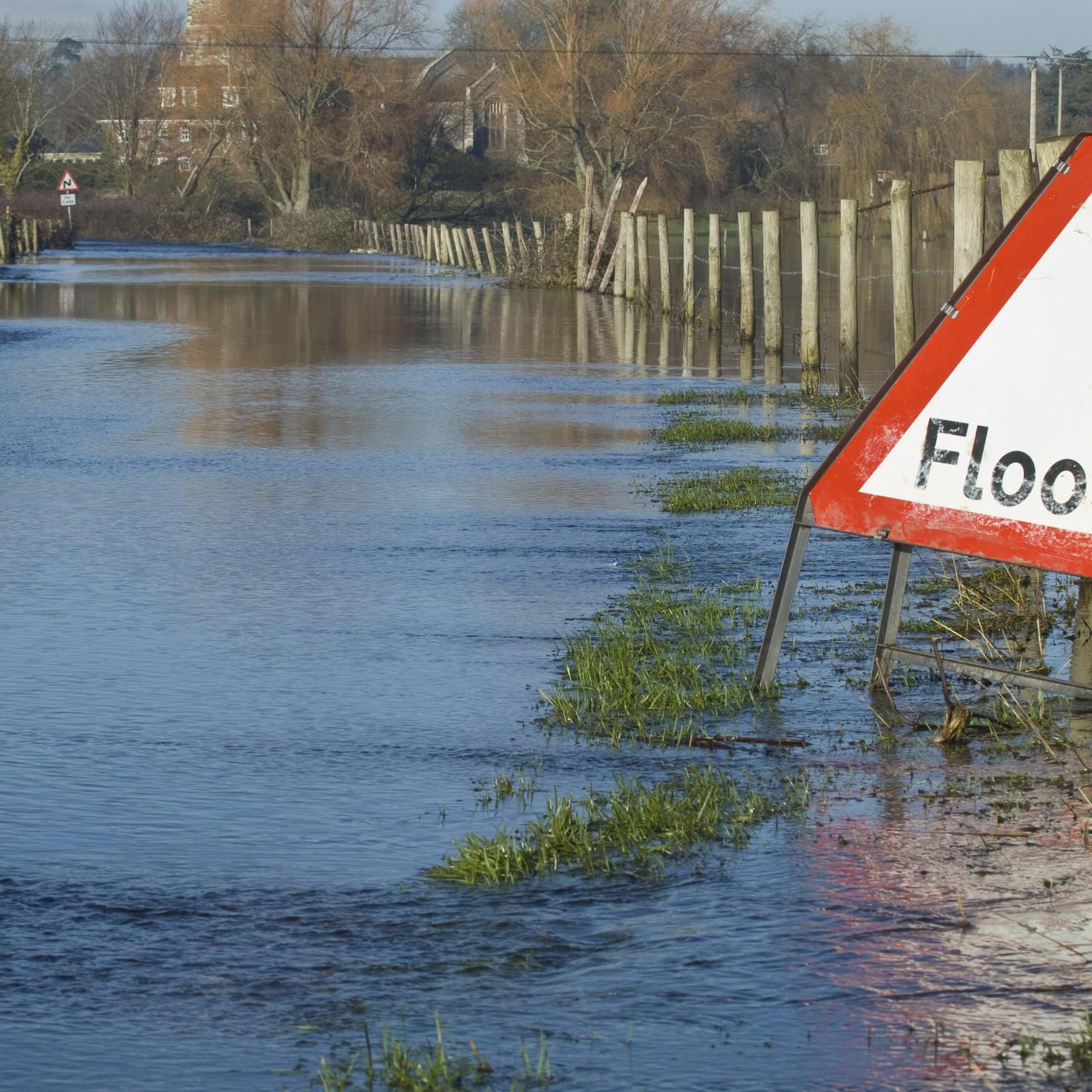 England’s farm incomes in 2023 are down by 19% due to severe flooding